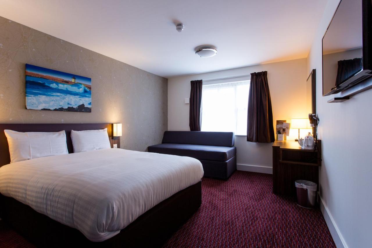 Sessile Oak, By Marston's 3* Llanelli